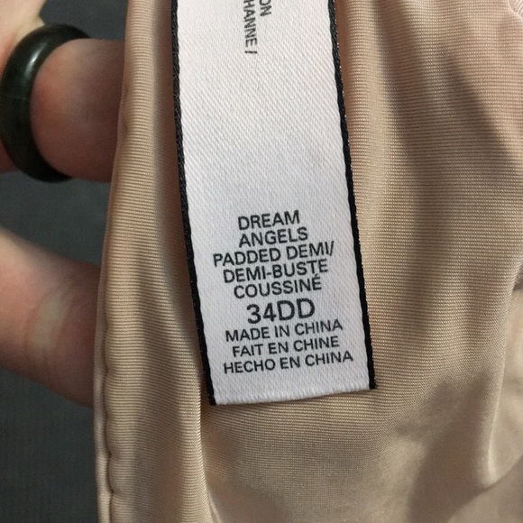 Victoria Secret Bras - Picture 8 of 8